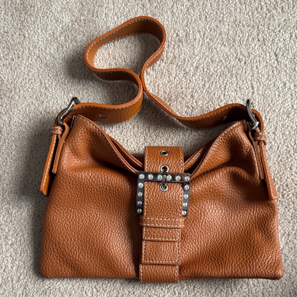 Stylish Tan Leather Shoulder Bag